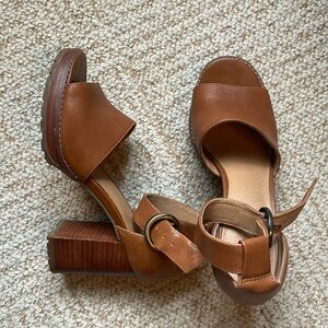 Crown Vintage Stacked Heel Sandals